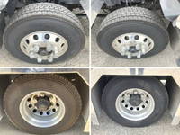 いすゞフォワードアルミウイング中型（4t）[写真19]