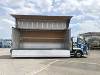 いすゞフォワードアルミウイング中型（4t）[写真08]