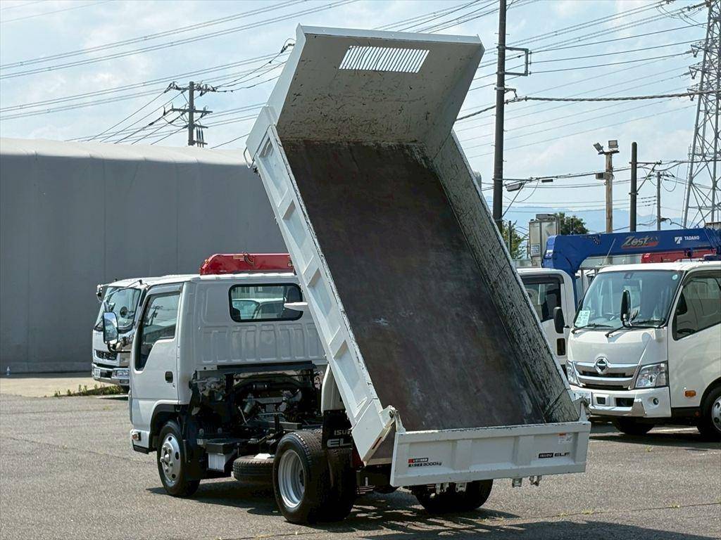 いすゞエルフダンプ小型（2t・3t）[写真11]