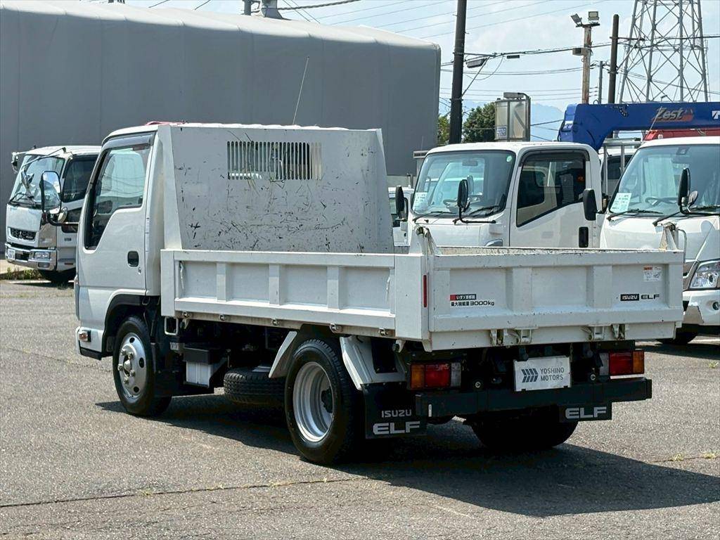 いすゞエルフダンプ小型（2t・3t）[写真03]