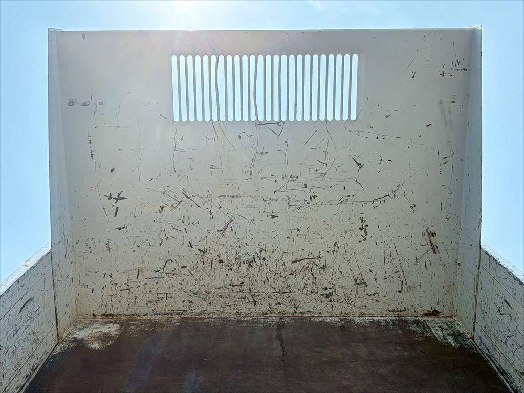 いすゞエルフダンプ小型（2t・3t）[写真07]