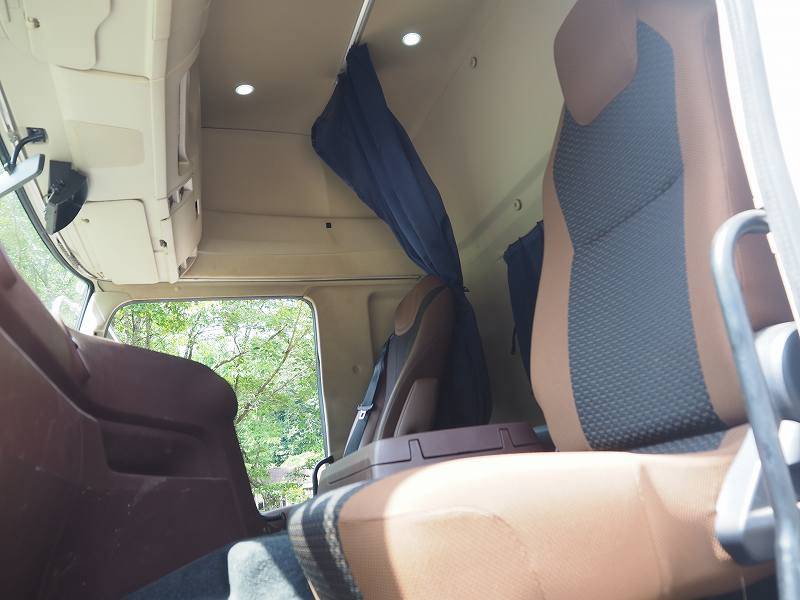 日野プロフィアダンプ大型（10t）[写真32]