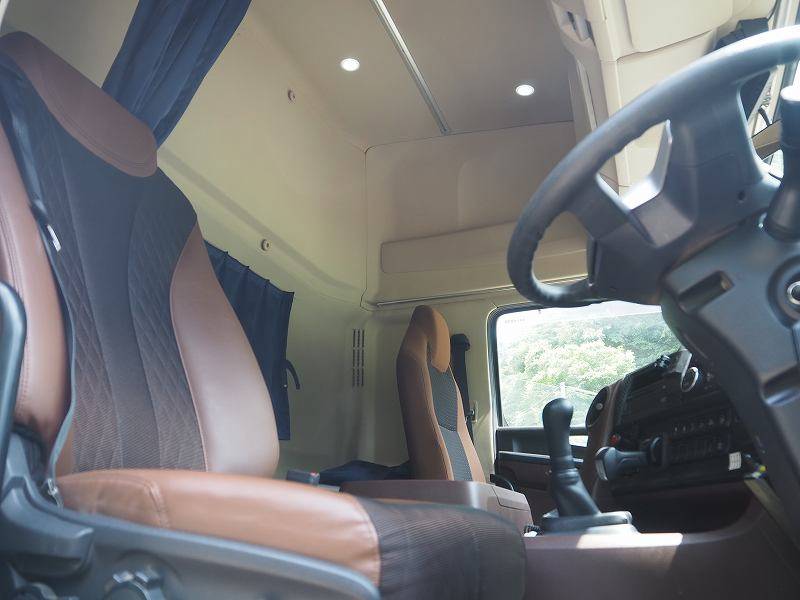 日野プロフィアダンプ大型（10t）[写真33]