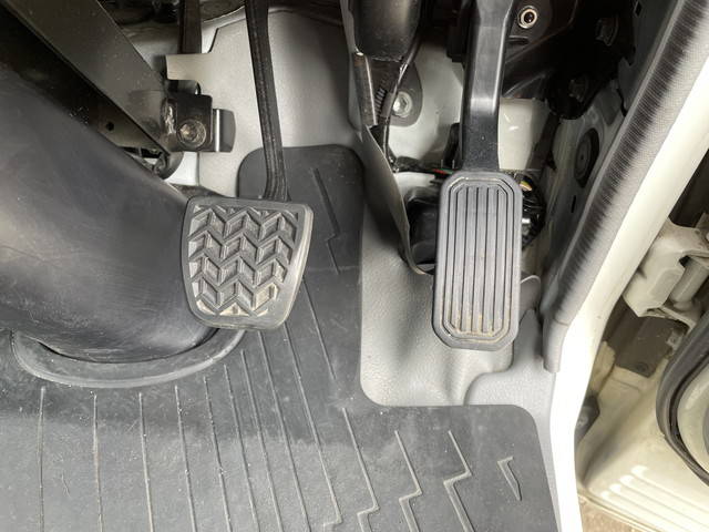 日野デュトロオープントップバン小型（2t・3t）[写真36]