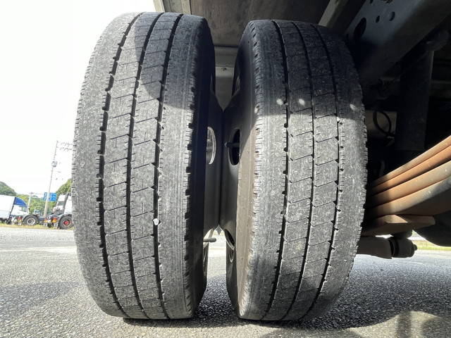 日産アトラス平ボディ小型（2t・3t）[写真19]