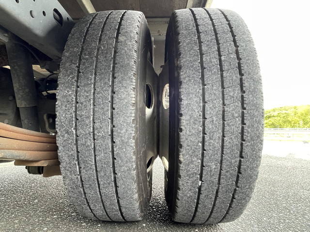 日産アトラス平ボディ小型（2t・3t）[写真20]