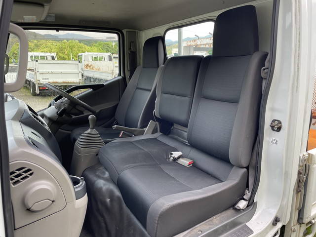 日産アトラス平ボディ小型（2t・3t）[写真31]