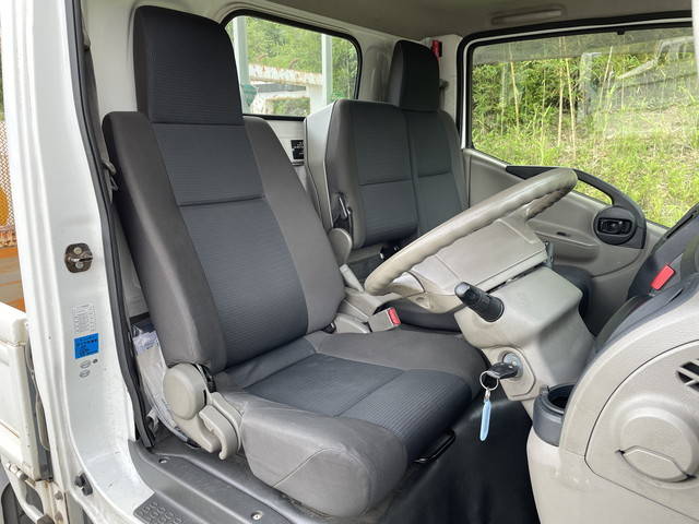 日産アトラス平ボディ小型（2t・3t）[写真32]