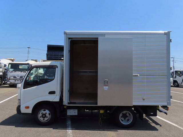 トヨタその他の車種アルミバン小型（2t・3t）[写真25]