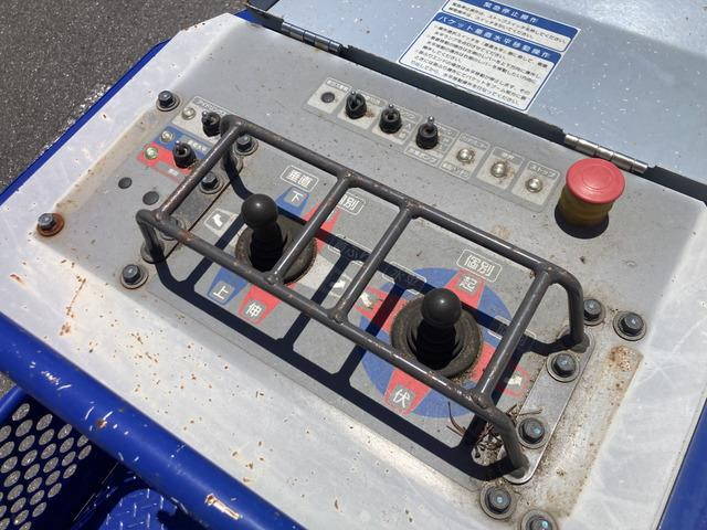 いすゞエルフ高所作業車小型（2t・3t）[写真17]