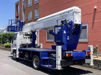 いすゞエルフ高所作業車小型（2t・3t）[写真02]