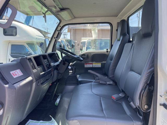 いすゞエルフ高所作業車小型（2t・3t）[写真31]