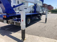 いすゞエルフ高所作業車小型（2t・3t）[写真06]