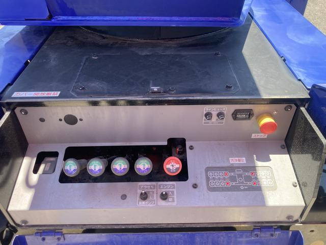 いすゞエルフ高所作業車小型（2t・3t）[写真06]