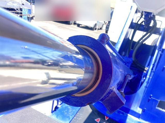 いすゞエルフ高所作業車小型（2t・3t）[写真07]