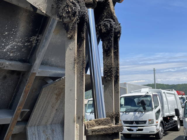 日野レンジャーダンプ増トン（6t・8t）[写真19]