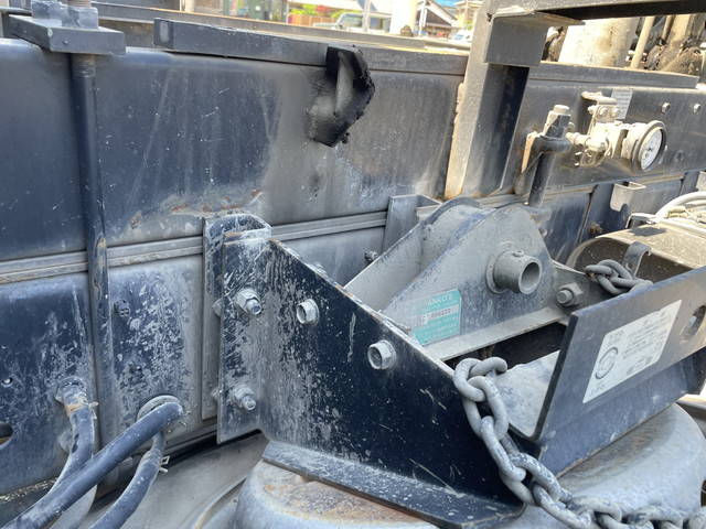 日野レンジャーダンプ増トン（6t・8t）[写真23]