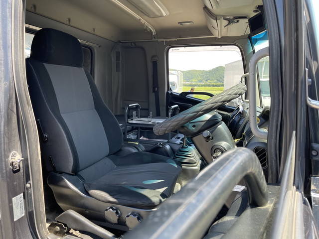 日野レンジャーダンプ増トン（6t・8t）[写真29]