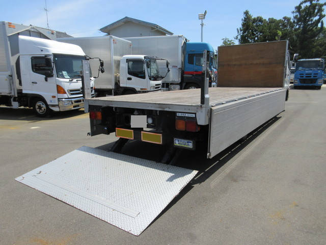 三菱ふそうファイターアルミブロック中型（4t）[写真11]