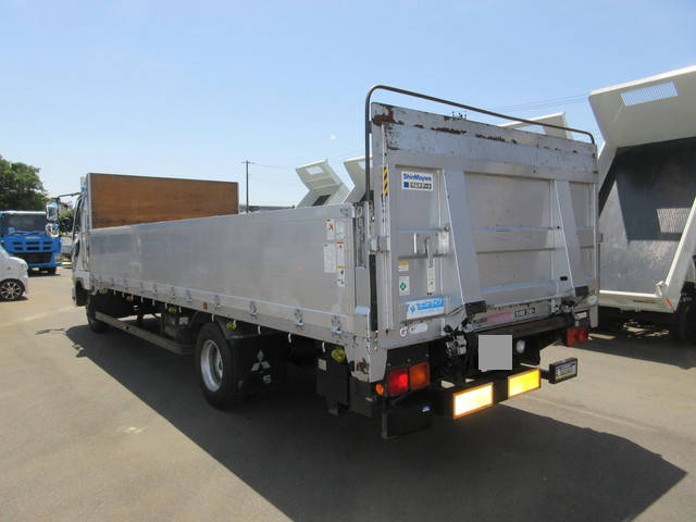 三菱ふそうファイターアルミブロック中型（4t）[写真02]