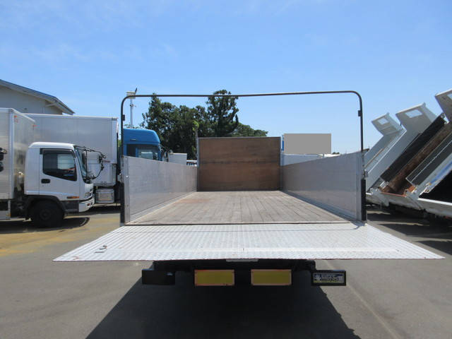 三菱ふそうファイターアルミブロック中型（4t）[写真06]