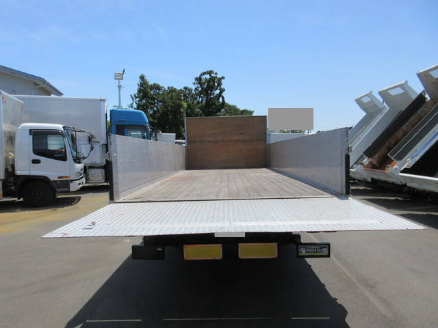 三菱ふそうファイターアルミブロック中型（4t）[写真07]