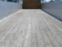 三菱ふそうファイターアルミブロック中型（4t）[写真10]