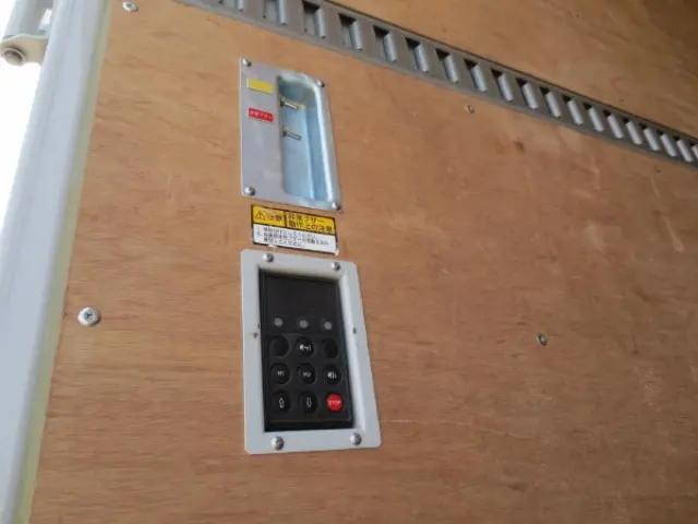 日野レンジャーアルミバン中型（4t）[写真12]