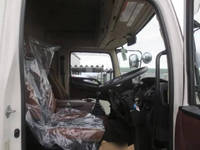 日野レンジャーアルミバン中型（4t）[写真17]