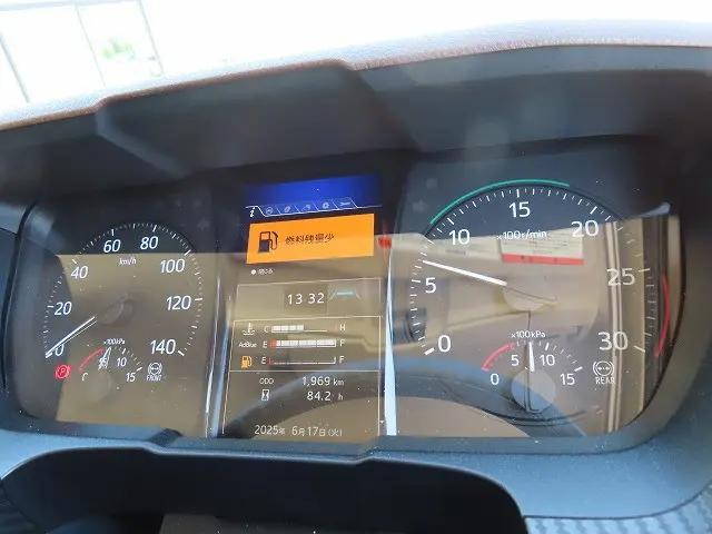 日野レンジャー冷凍車（冷蔵車）中型（4t）[写真10]