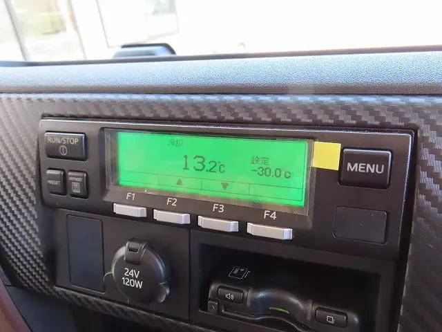 日野レンジャー冷凍車（冷蔵車）中型（4t）[写真16]