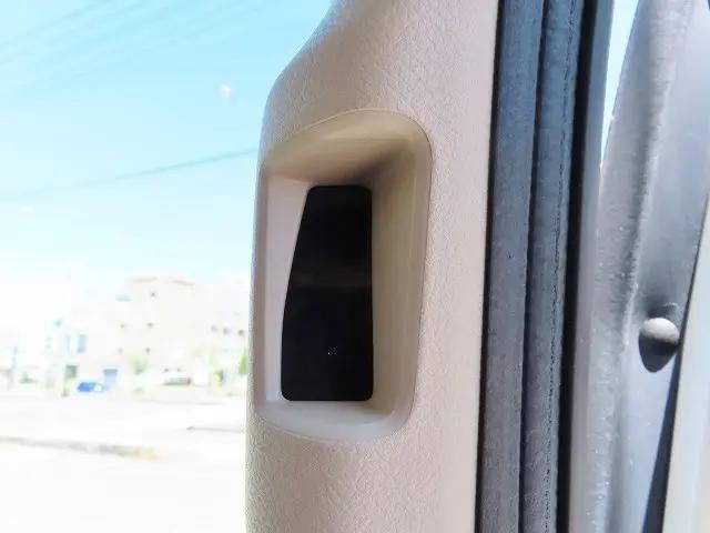 日野レンジャー冷凍車（冷蔵車）中型（4t）[写真18]