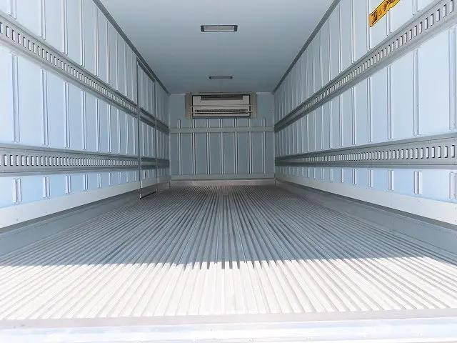 日野レンジャー冷凍車（冷蔵車）中型（4t）[写真21]