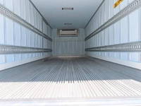 日野レンジャー冷凍車（冷蔵車）中型（4t）[写真22]