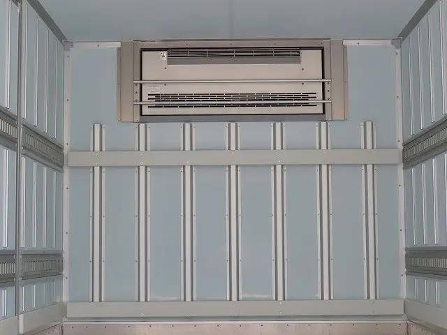 日野レンジャー冷凍車（冷蔵車）中型（4t）[写真22]