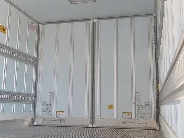 日野レンジャー冷凍車（冷蔵車）中型（4t）[写真25]