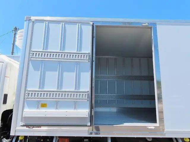 日野レンジャー冷凍車（冷蔵車）中型（4t）[写真28]