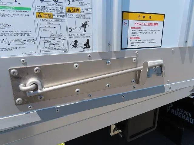 日野レンジャー冷凍車（冷蔵車）中型（4t）[写真31]