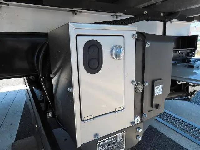 日野レンジャー冷凍車（冷蔵車）中型（4t）[写真33]