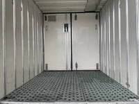 いすゞエルフ冷凍車（冷蔵車）小型（2t・3t）[写真12]