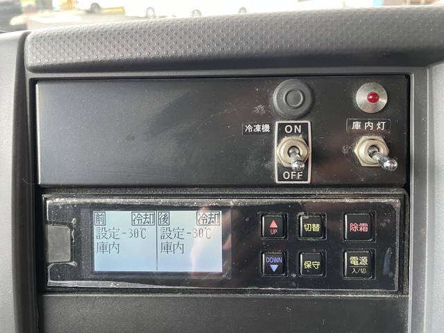 いすゞエルフ冷凍車（冷蔵車）小型（2t・3t）[写真33]