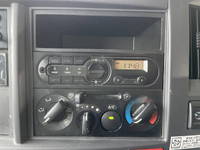 いすゞエルフ冷凍車（冷蔵車）小型（2t・3t）[写真34]