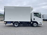 いすゞエルフ冷凍車（冷蔵車）小型（2t・3t）[写真07]