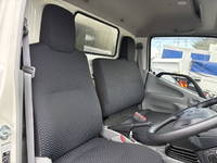 日野デュトロアルミバン小型（2t・3t）[写真22]