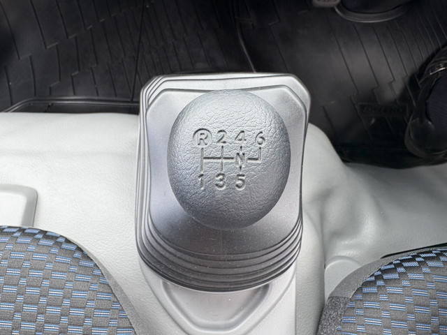 日野デュトロアルミバン小型（2t・3t）[写真24]