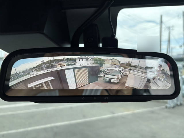 日野デュトロアルミバン小型（2t・3t）[写真29]