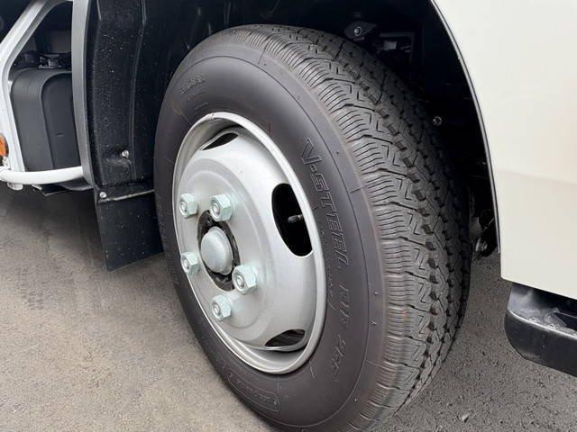 日野デュトロアルミバン小型（2t・3t）[写真37]