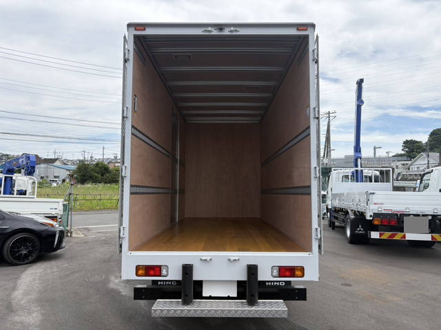 日野デュトロアルミバン小型（2t・3t）[写真08]