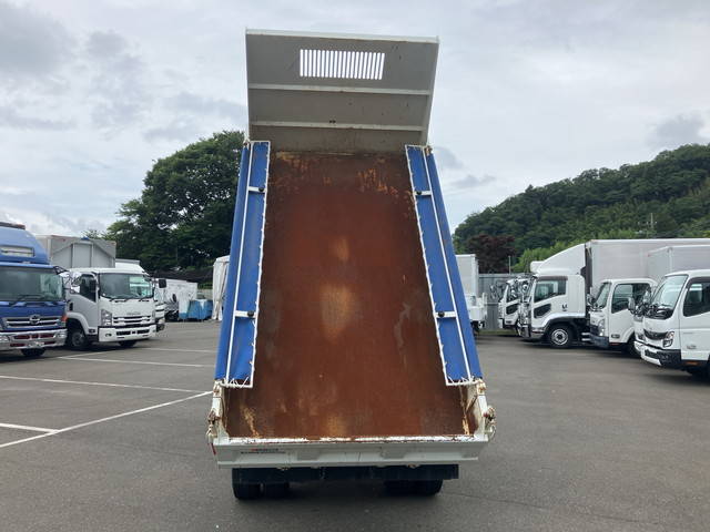 いすゞエルフダンプ小型（2t・3t）[写真12]