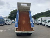 いすゞエルフダンプ小型（2t・3t）[写真13]